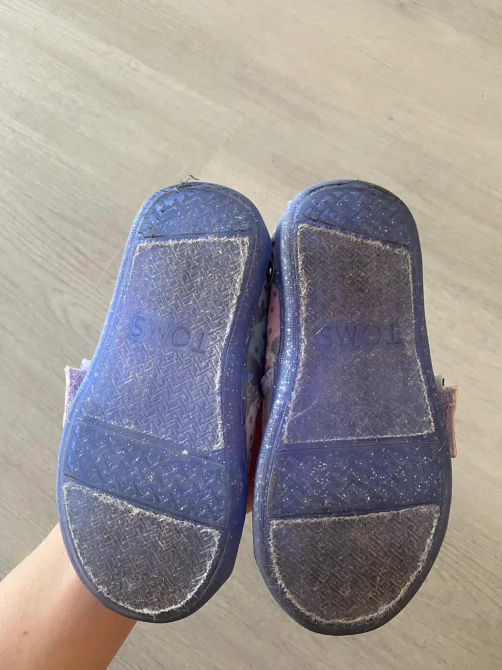Toms Kids Moccasin Slip-On Shoes in Pink & Light Blue